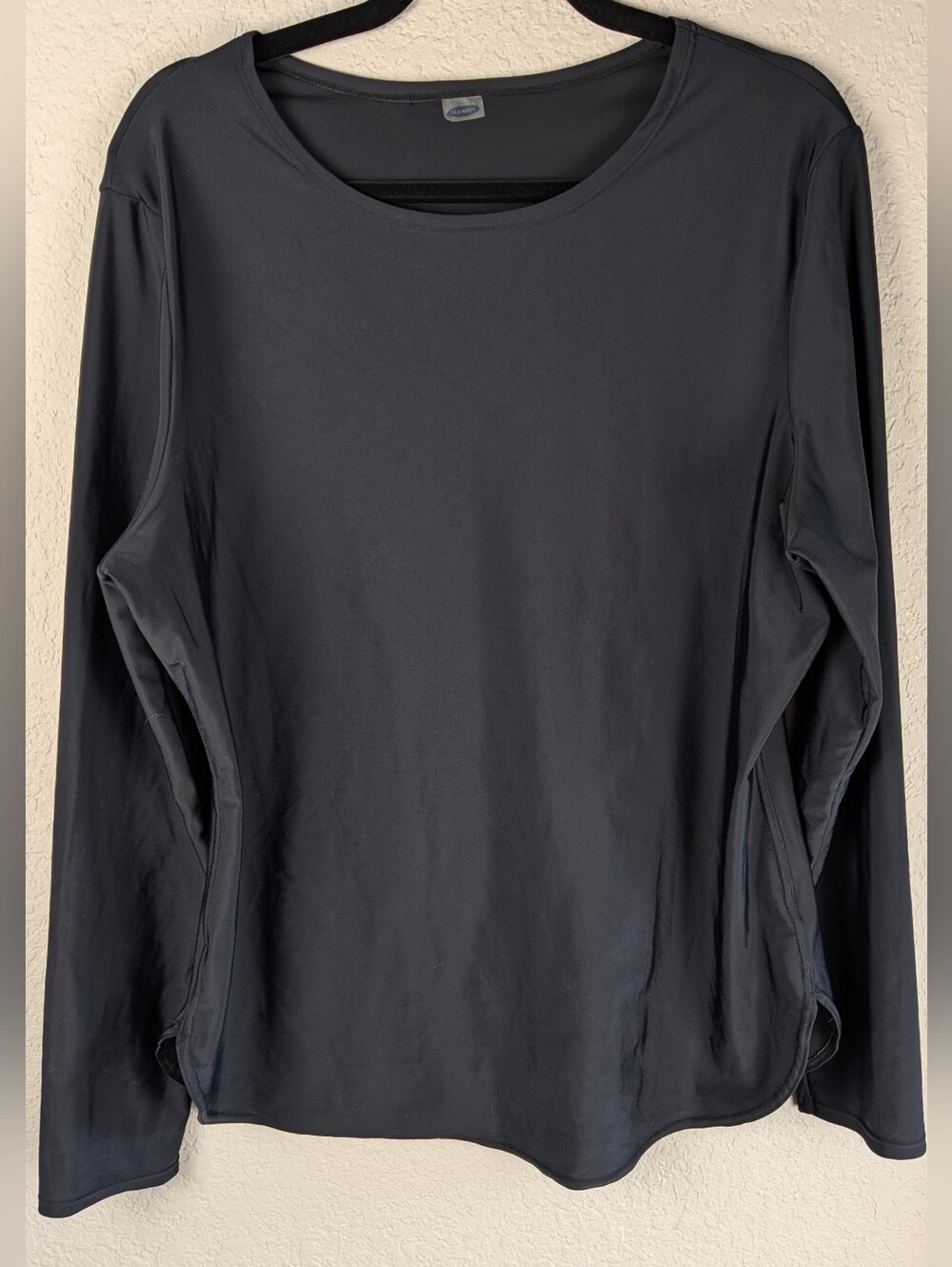 Old Navy Long Sleeve Rashguard XXL Black Beach Surf Swim Excellent Condition